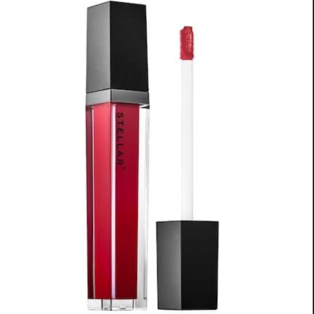 Stellar Liquid Lipstick Mythic Moon